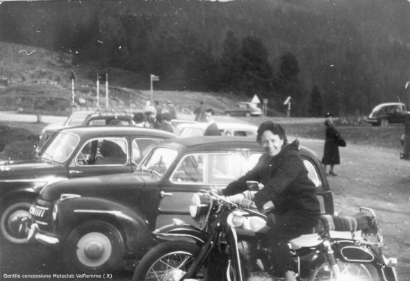 Gita in motocicletta al Passo Lavazè (1960)